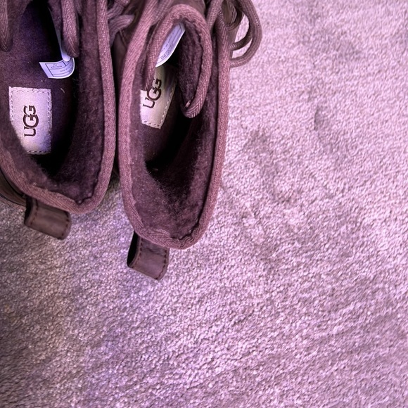 UGG lined boots - Picture 2 of 7